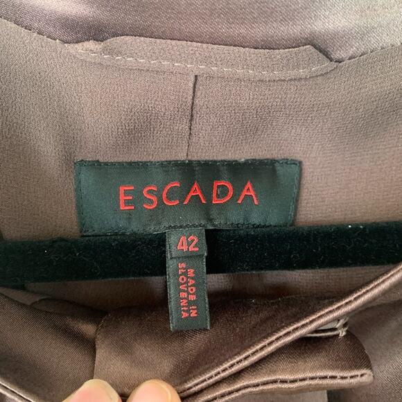 Escada Plum Ruffle 100% Silk Snap Blazer Jacket 42 Professional Workwear - Picture 6 of 14